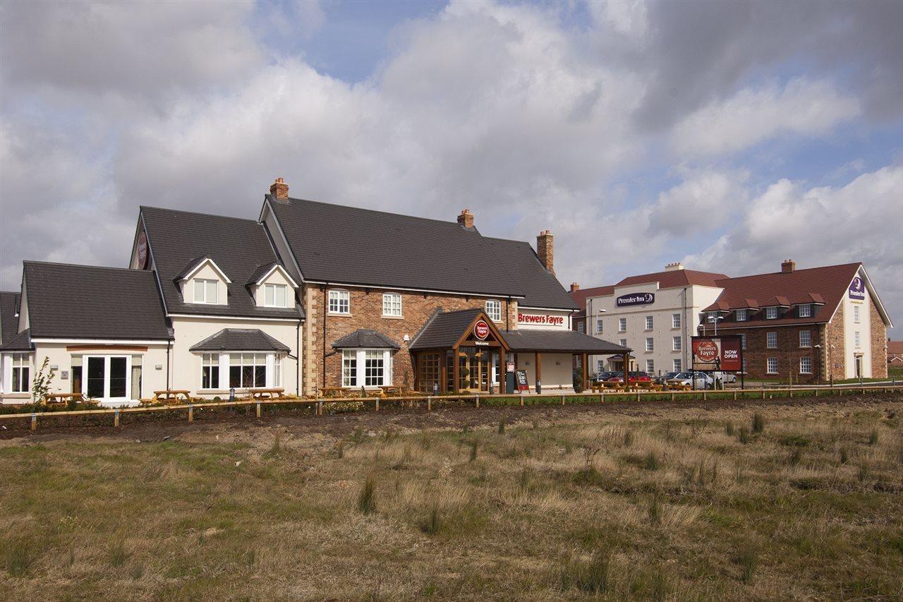 Premier Inn Bedford South Kempston Buitenkant foto