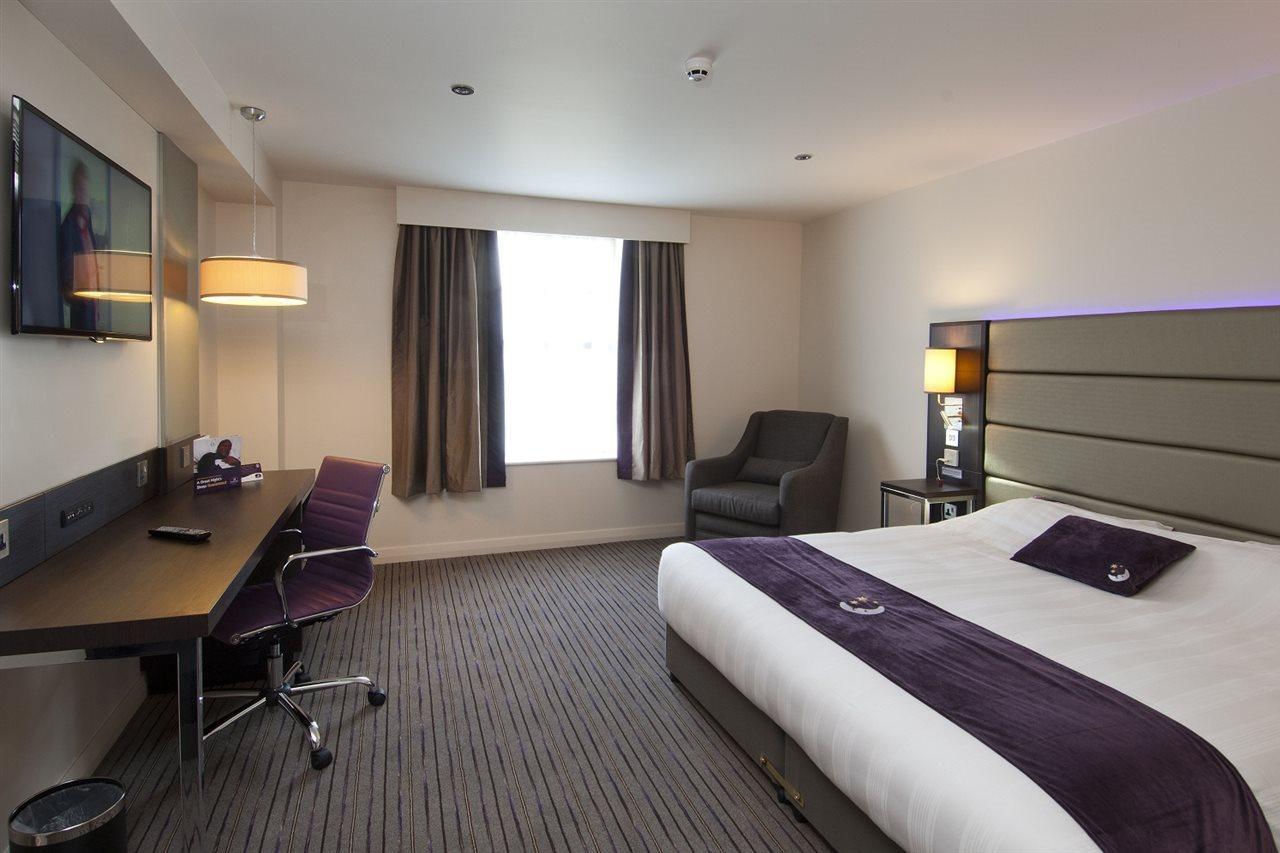 Premier Inn Bedford South Kempston Buitenkant foto