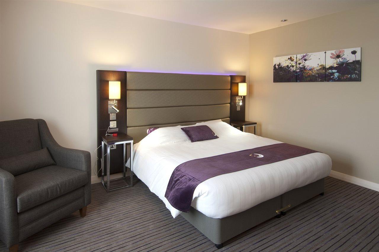 Premier Inn Bedford South Kempston Buitenkant foto