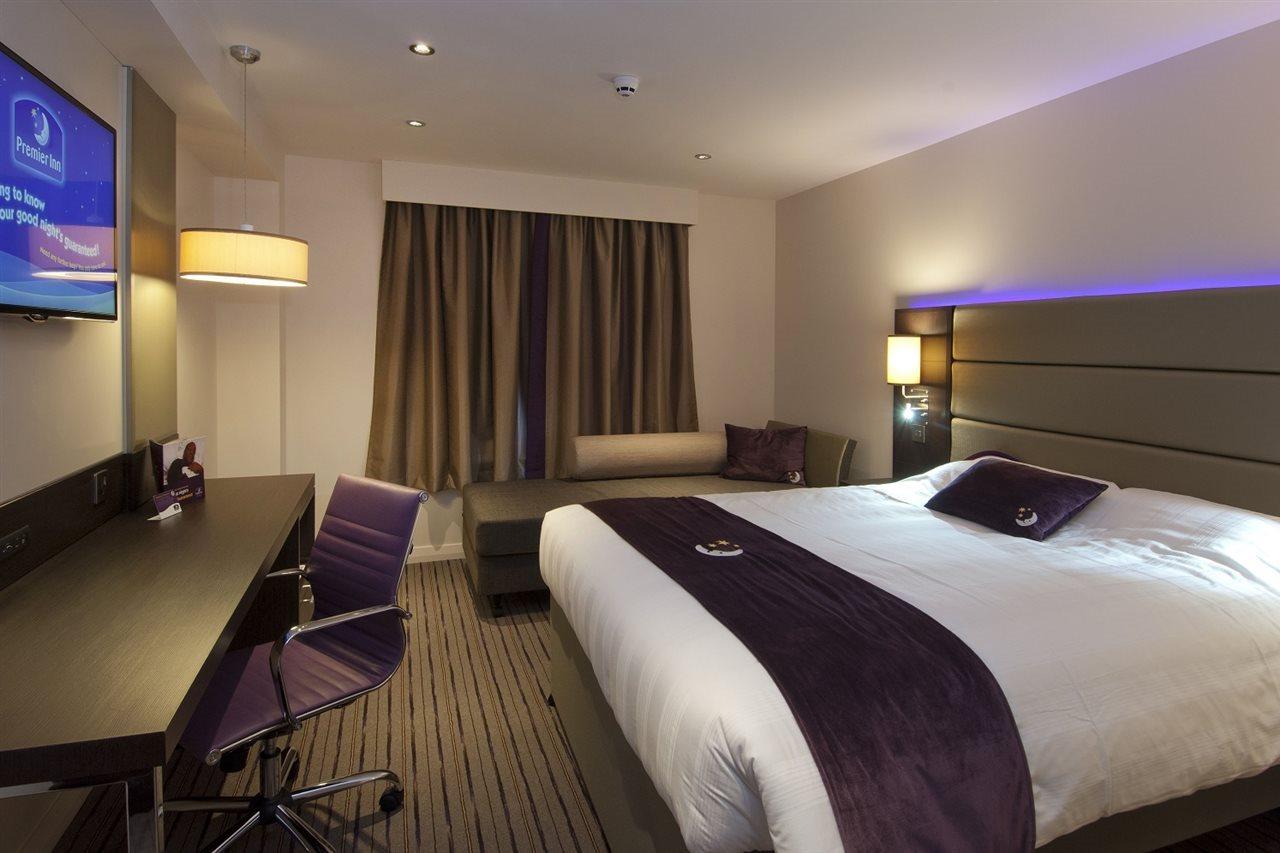 Premier Inn Bedford South Kempston Buitenkant foto